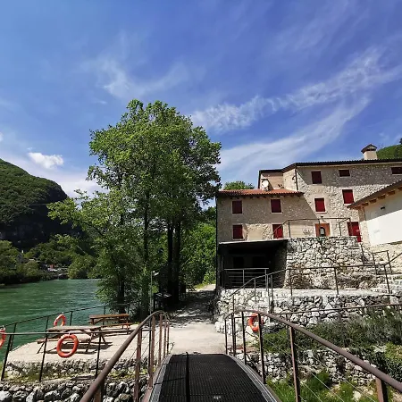 Casa Sul Fiume County House Bed & Breakfast Solagna
