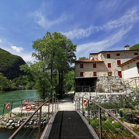 Casa Sul Fiume County House Bed & Breakfast