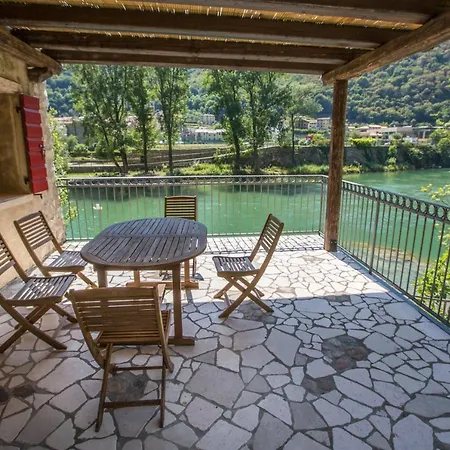 Bed & Breakfast Casa Sul Fiume County House